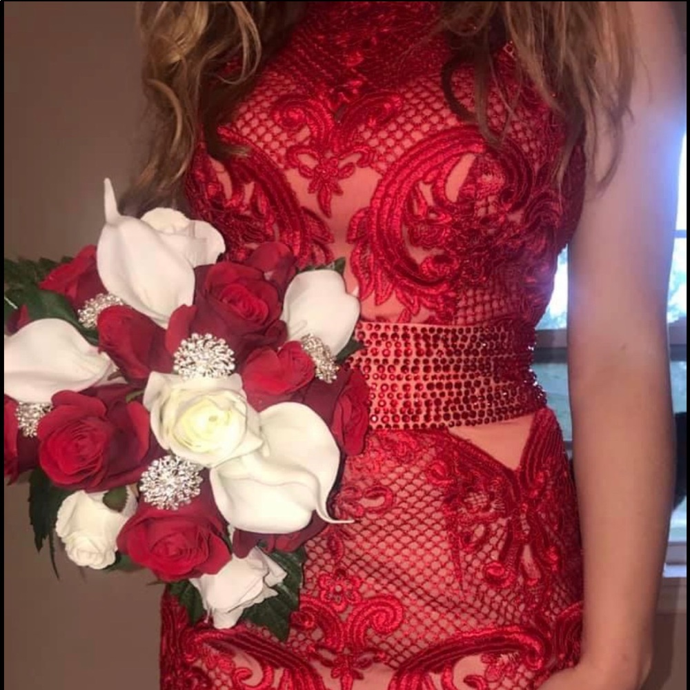 Prom Dress - Picture 4 of 6